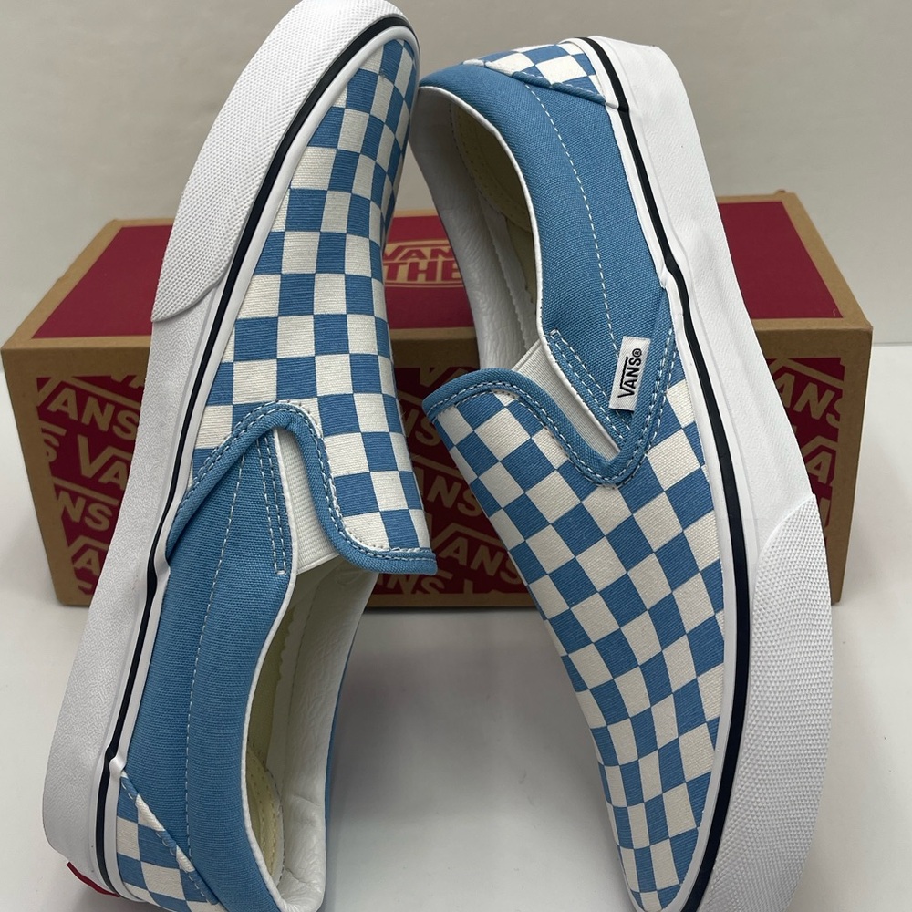 Vans Men’s Blue White Checkered Classic Slip-On
Color Theory Checkerboard - Picture 13 of 16